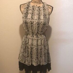 COPY - Jessica Simpson snakeskin design sleeveles…